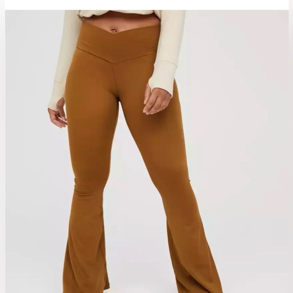Offline by Aerie Real Me High Rise Flare Mustard Tan Athleisure Leggings Sz XXL - Picture 2 of 15